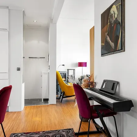 Sentral Og Stilfull Appartement *